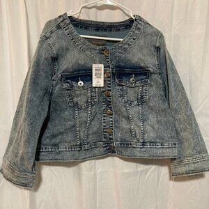 NWT Torrid cropped jean jacket